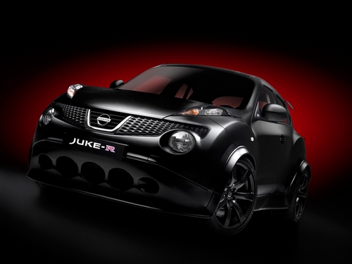   -  Nissan Juke-R.